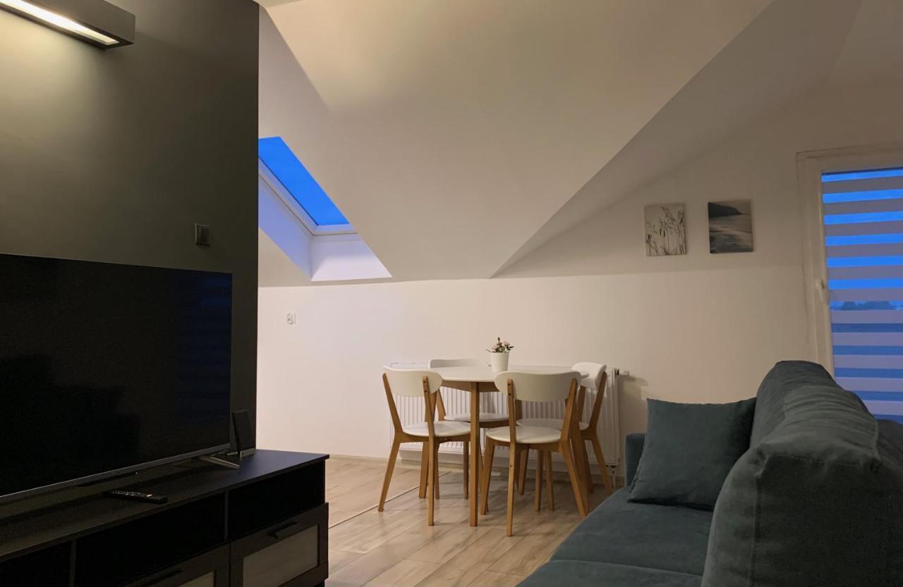 Апартаменти Apartament Pod Gwiazdami Острув-Велькопольський Екстер'єр фото